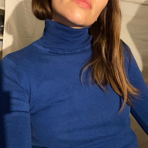 Small blue turtleneck george - Picture 5 of 10